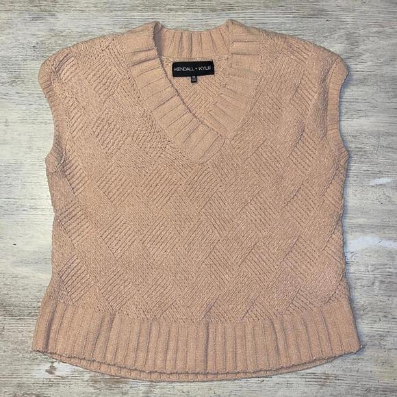 EUC Kendall + Kylie Cream Tan Argyle Pattern Chenille Sweater Vest Size M - Picture 1 of 9